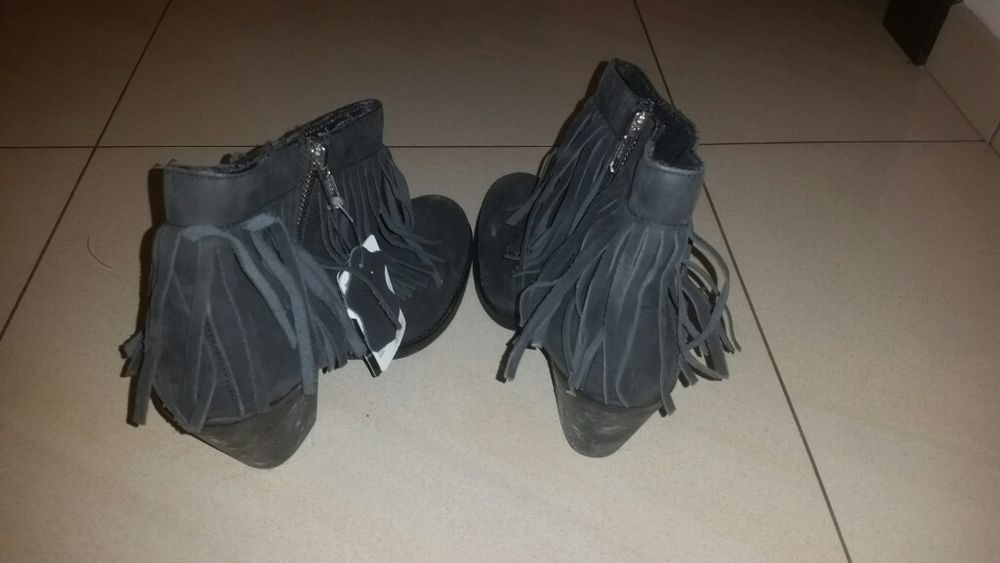 Okazja!! Nowe z metkami Buty botki damskie skórzane Reserved rozm. 38