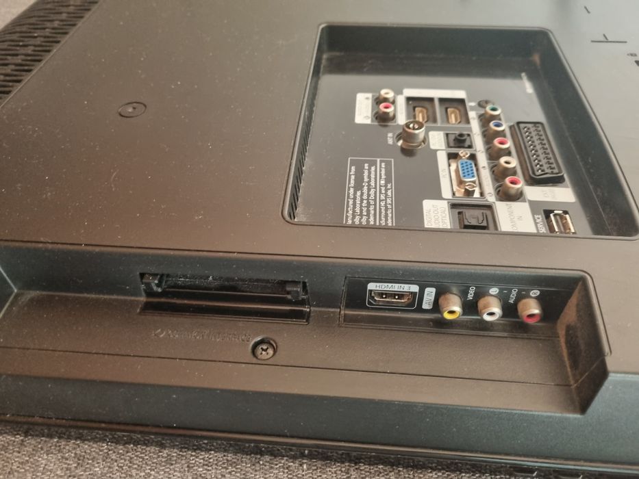 Telewizor Samsung LE32B530P7W + pilot
