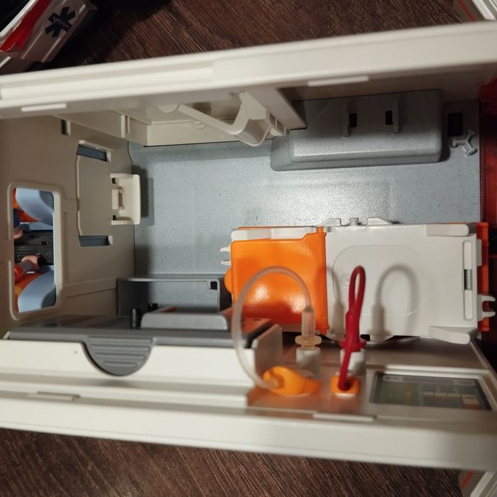 Playmobile karetka pogotowia