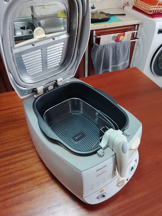 Fritadeira Philips Cucina