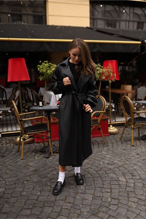 Продам шкіряний чорний тренч