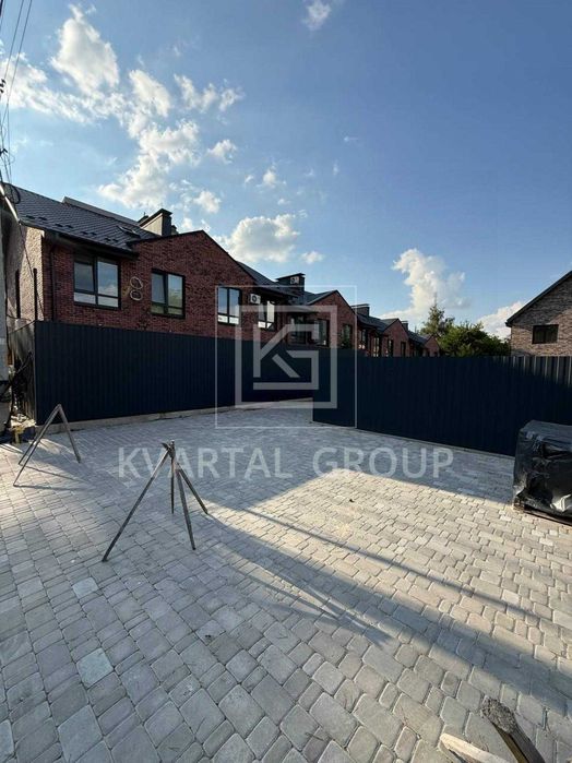 Продажа двухэтажного Таунхаус в центре Ирпеня ГАЗ опалення Біля парку лісу Ваша мрія про власний дім стає реальністю!!!