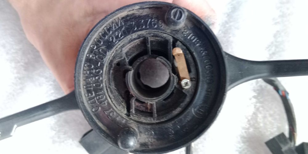 Подрулевой переключатель (тубус) 3 полож. ВАЗ 2106