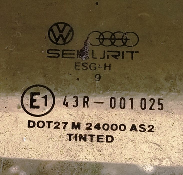 Стекло двери ВАЗ 01-07 , форд сиеру , скорпио , ПАССАТ . б/у