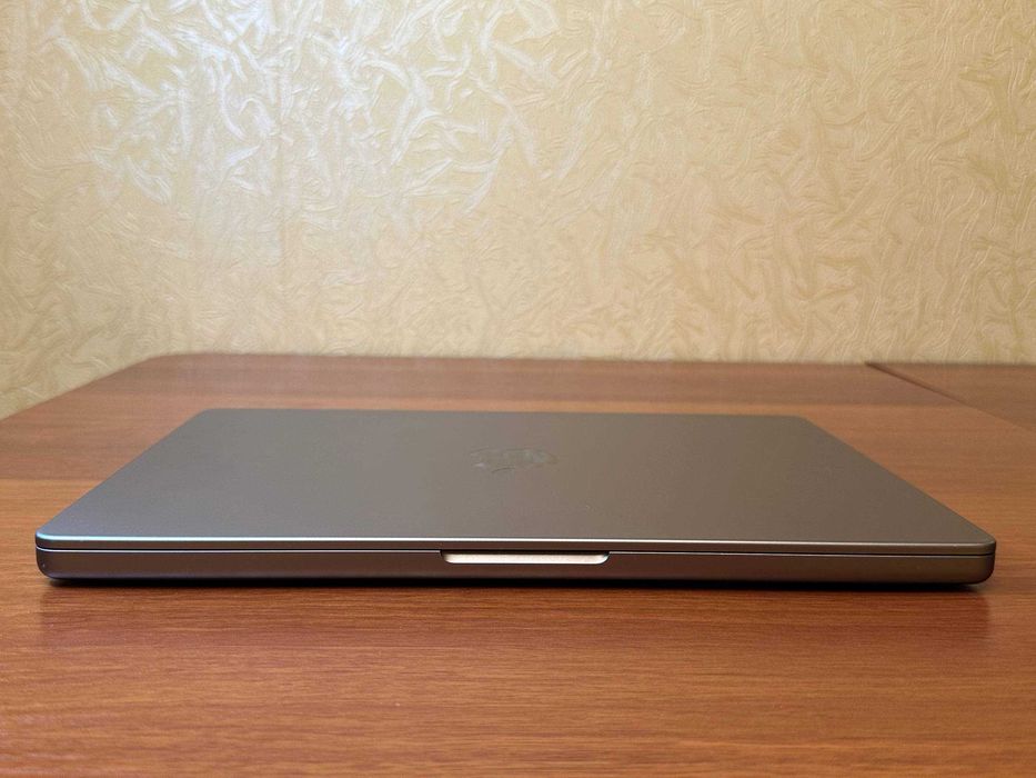 MacBook Pro 14 M1 Pro 2021 16 500 gb