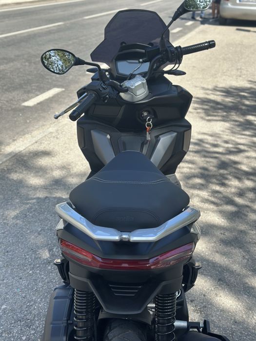 Mota Aprilia 2024 SR/GT