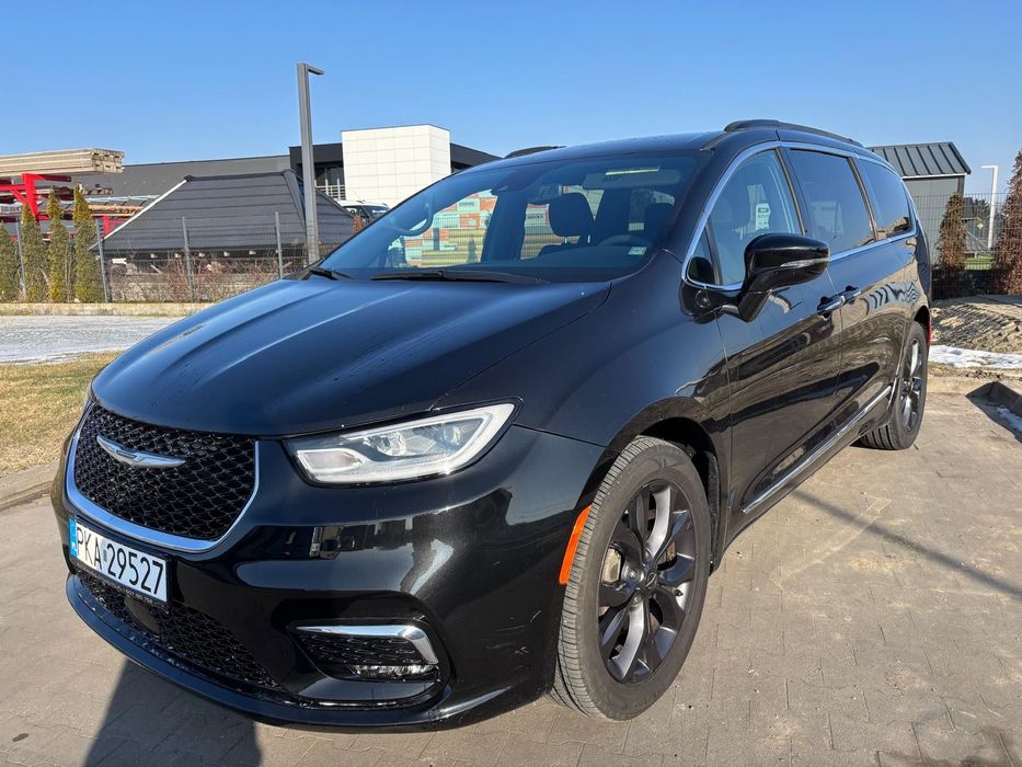 Chrysler Pacifica 24.000km,LIMITED, licznik w kilometrach,Po SERWISIE,bez wkładu