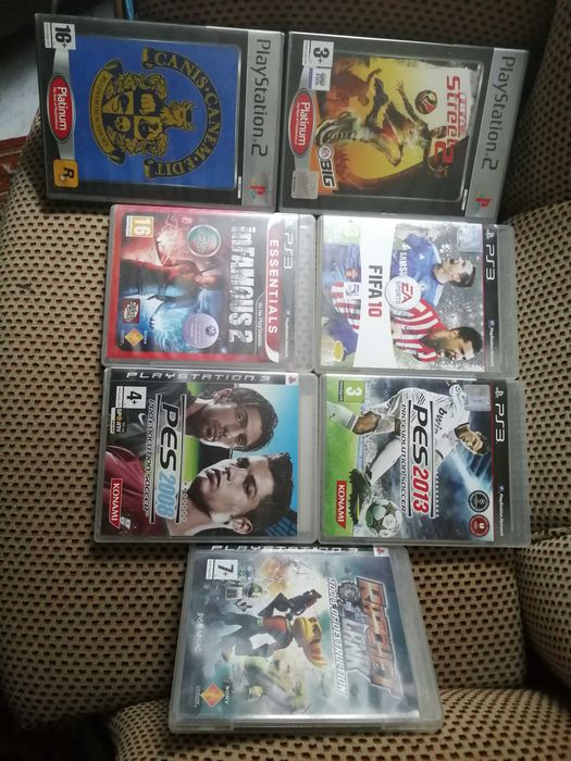 Jogos PS3 e PS2 - Com Capa e Livro - Ótimo estado