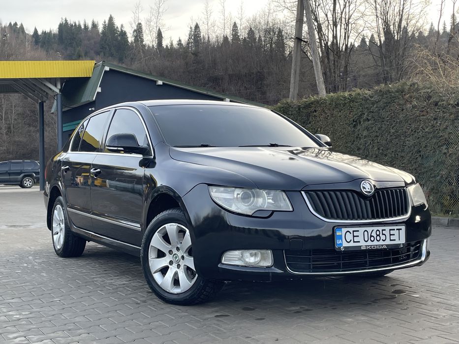 Суперб коробка автомат 2010 рік