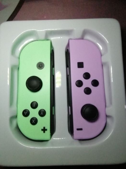 Геймпади J-C Pad (L/R) для Nintendo Switch

Продам пару бездротових ко