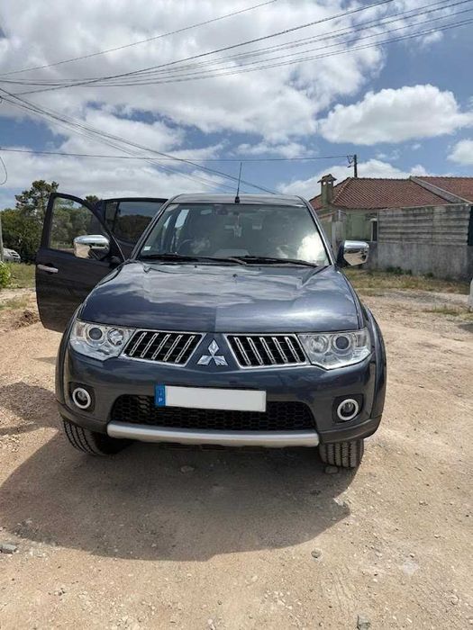 Mitsubishi L200 pick up 4x4 cabine dupla 2010