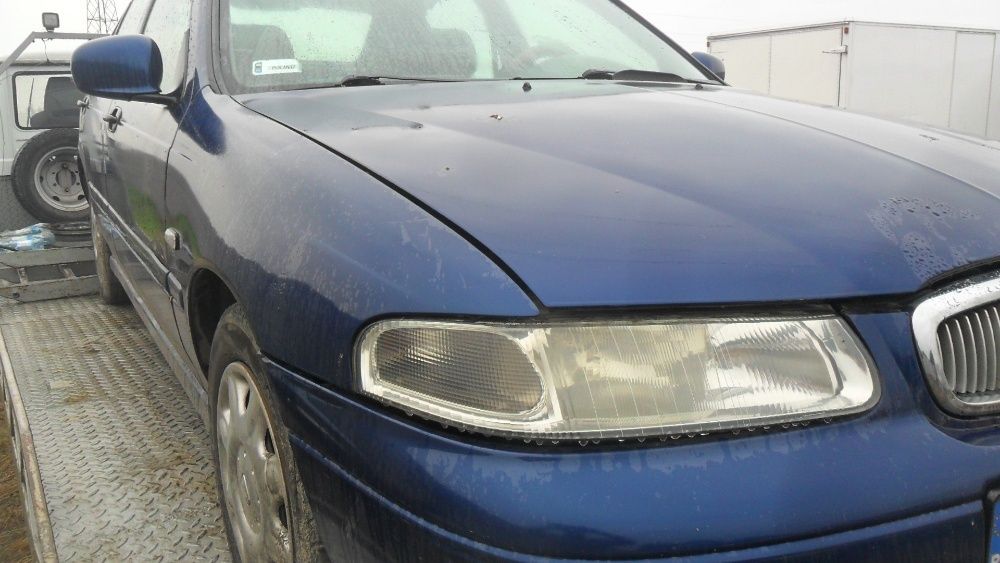 Rover 420, 2.0 diesel,77kW,przeznaczony na części,hatchback,niebieski