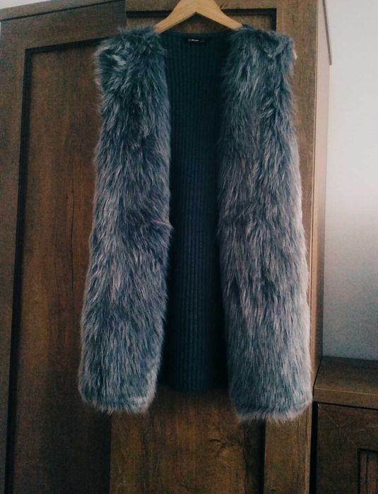 Nowe futerko-kamizelka