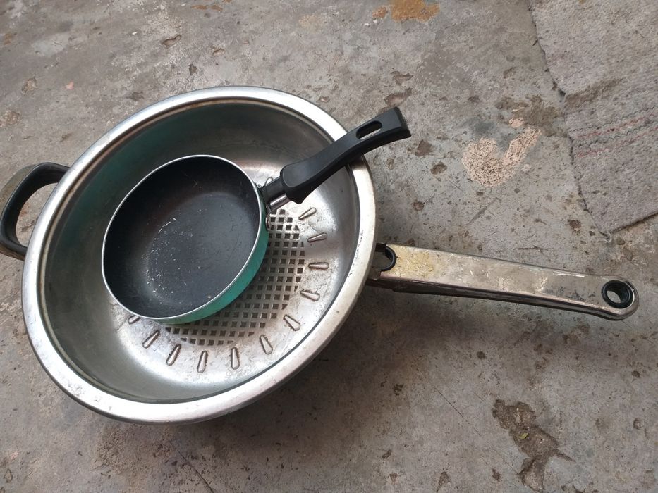 Сковородки б.у.2 шт