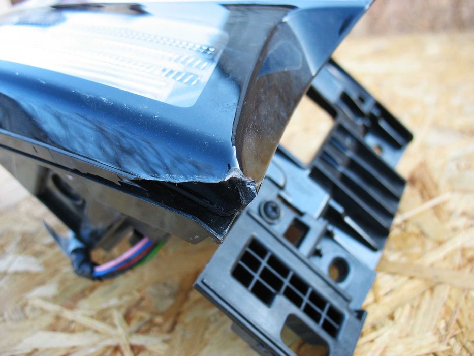 Kia Sportage V Lampa Lewa Tył opis 21-23r