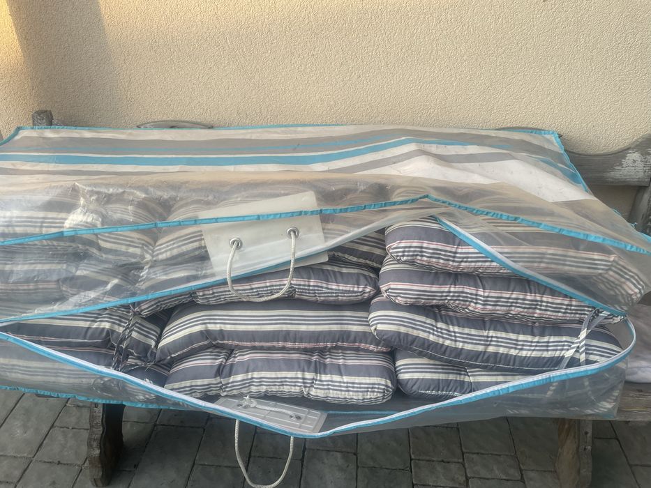 Poduszki na krzesła ogrodowe lub drewniane