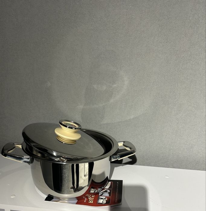 Кастрюля Zepter 5.6л/24см  18/10 .Швейцария