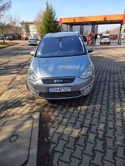 Ford galaxy doinwestowany