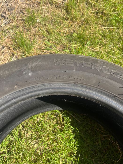 Opony Nokian 205/55/16 (4024)