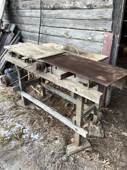 Станок деревообробний , циркулярка