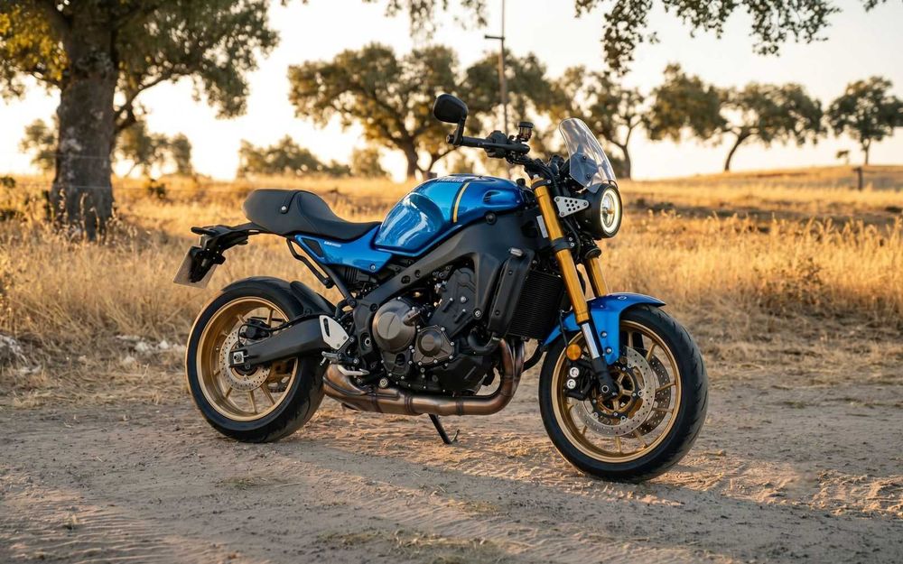 Yamaha XSR 900 (12.000km) + Extras