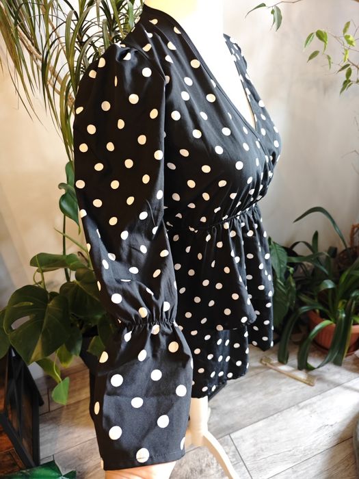 Sukienka w kropki groszki retro vintage lata 60