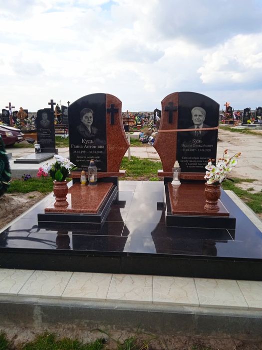 Пам‘ятники