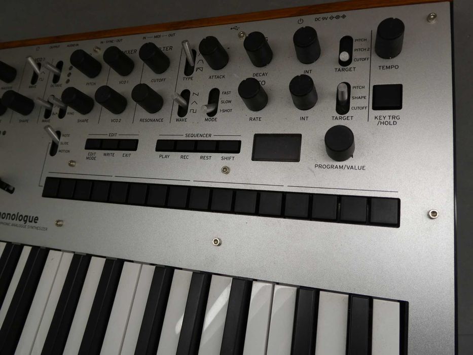 Korg Monologue - Metal / Wood