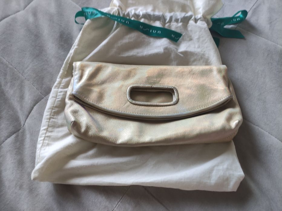 Unisa skórzana kopertówka złota