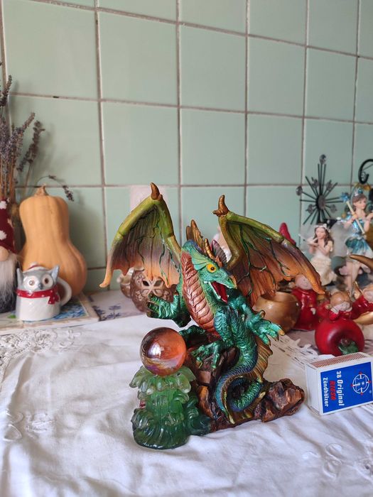 Статуетка і аромат лампа. Керамічні . В стилі ігри престолів. Дім драконів.