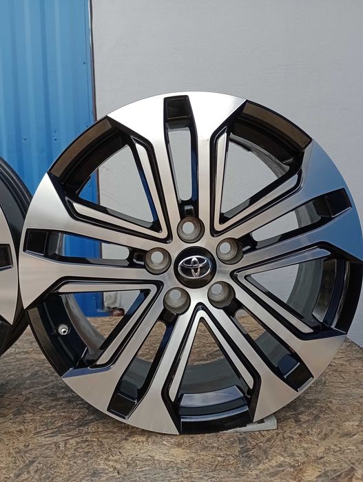 Felgi aluminiowe 5x114,3 R18 ET35 TOYOTA PRIUS+ RAV4 AURIS VERSO C-HR