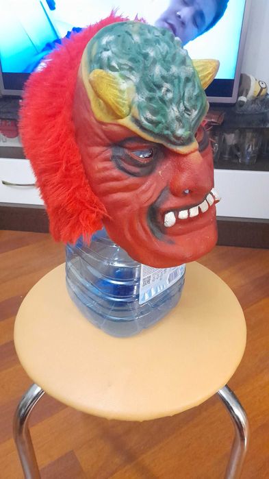 Маска для Хелоувин