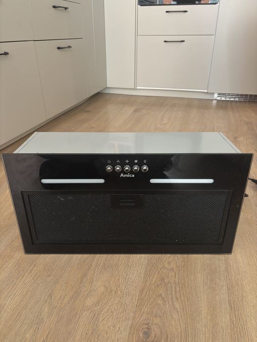 Okap amica OMP6253BG Czarny 389m3/h 65dB klasa C