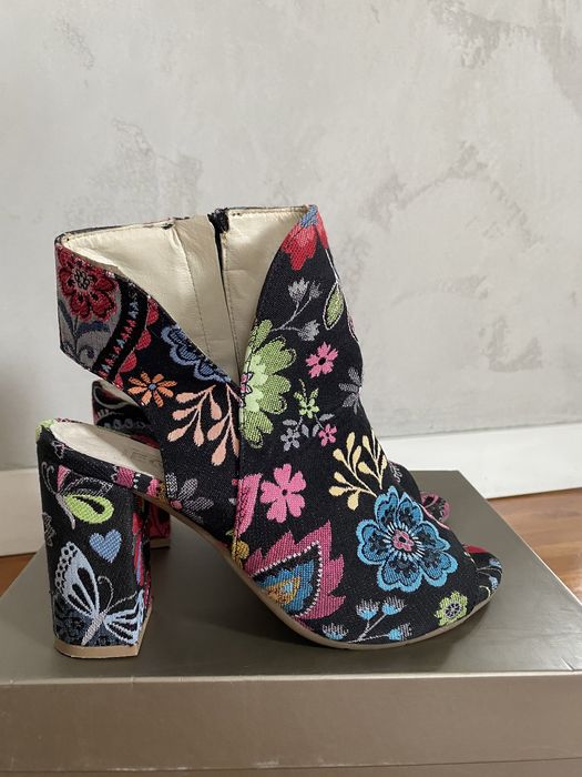Buty włoskie Hegos rozm. 38 jak nowe