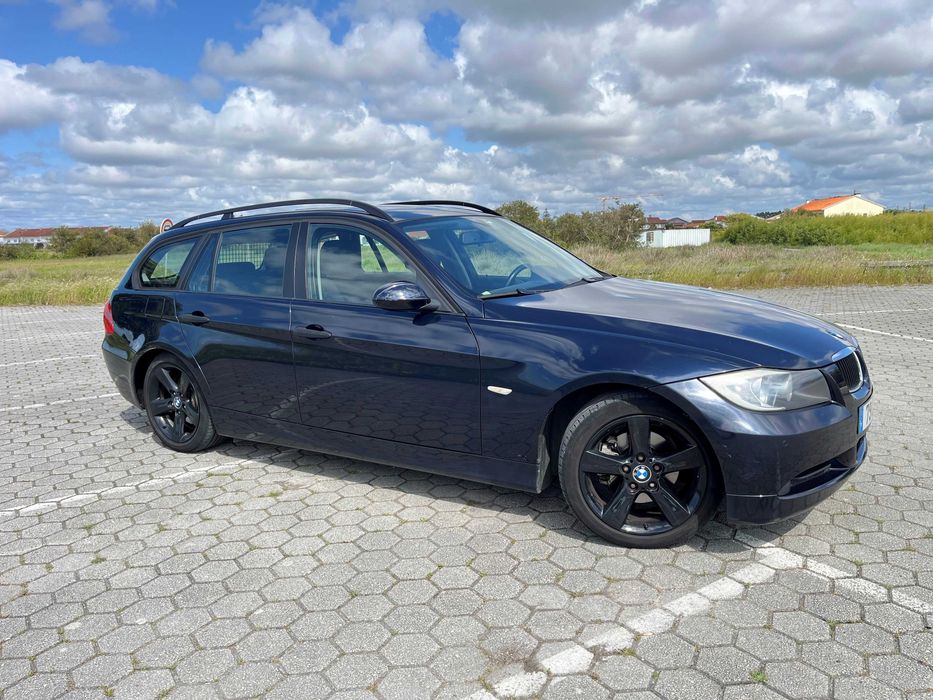 BMW 320i Touring (GPL) – Teto Panorâmico – Económica e Fiável