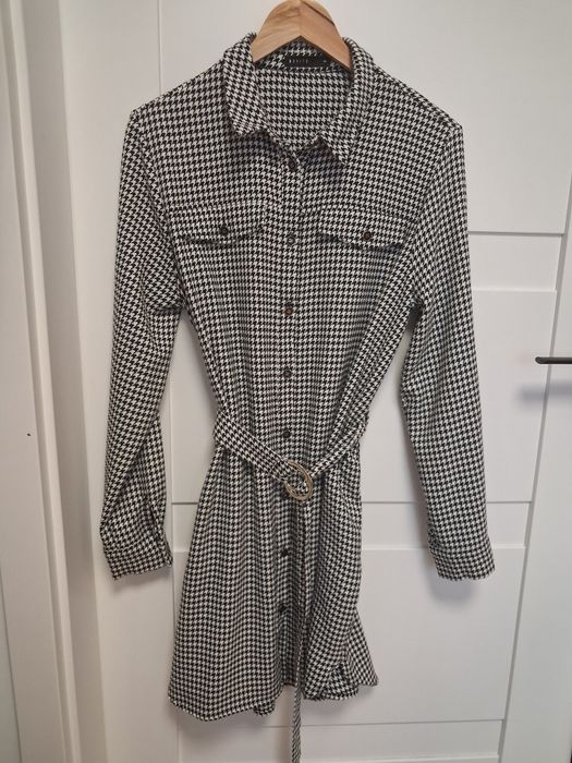 Mohito sukienka w pepitke gruby material piękna czarno biala M