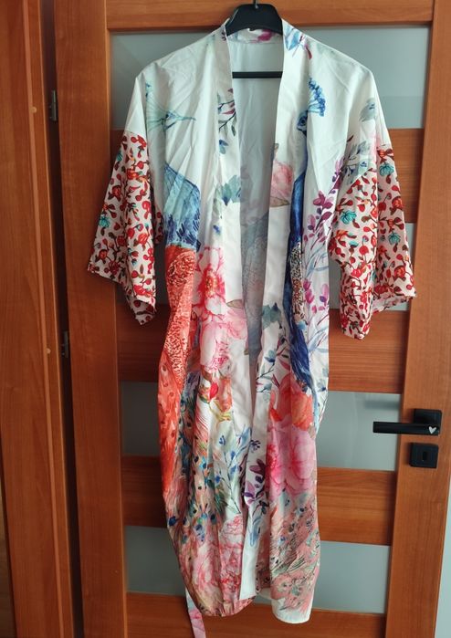 Piękny damski szlafrok kimono nowy