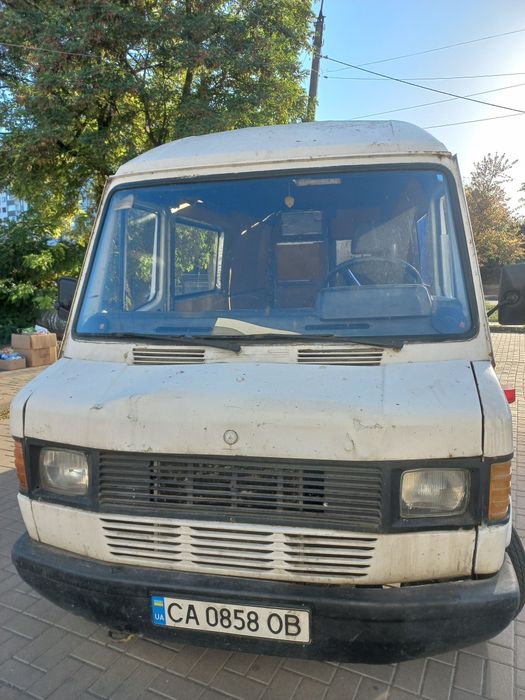 Продам Мерседес 308