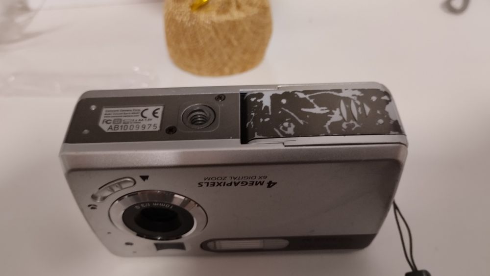 Повністю робочий вінтажний фотоапарат Concord 4060 af