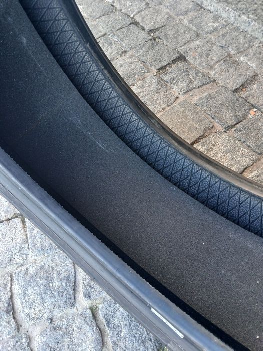 2 pneus 225 40 r19 goodyear