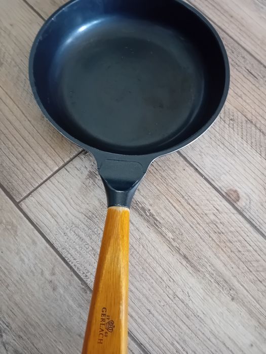 Gerlach patelnia rączka drewno  bukowe