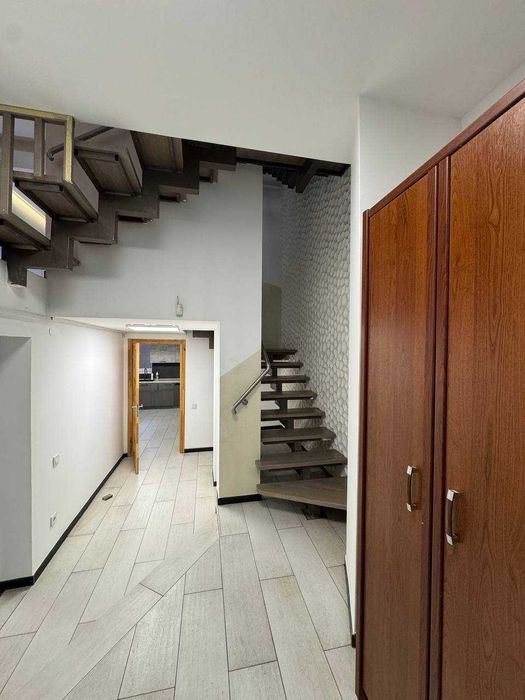 Здам будинок можна жити і працювати