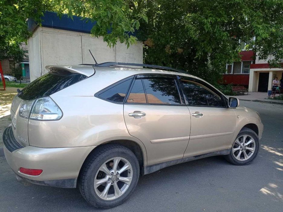 Продам Lexus RX 350. Возможен обмен на недвижимость или авто.