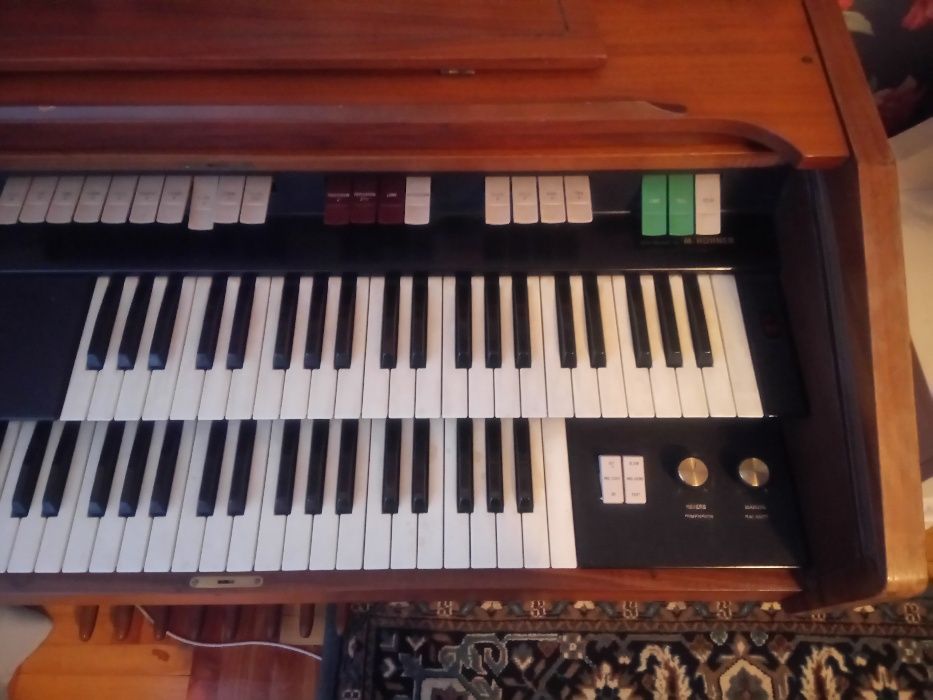 Organy Organet 244RS