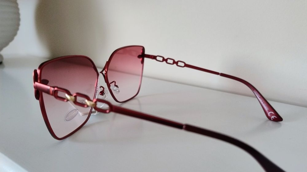 okulary  przeciwsłoneczne  luiski różowe  lv