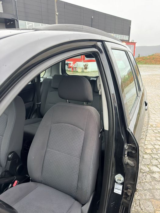 Mazda 2 1.2 16V muito nivo