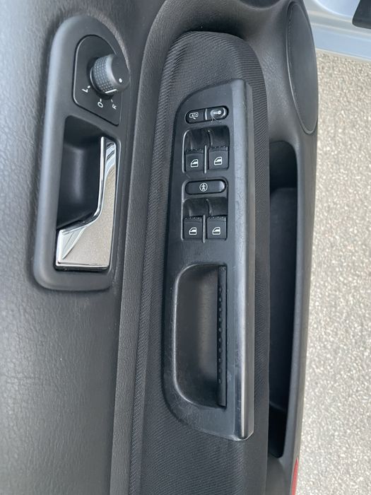 VW Golf 4 1.6 2001рік 154тис.км