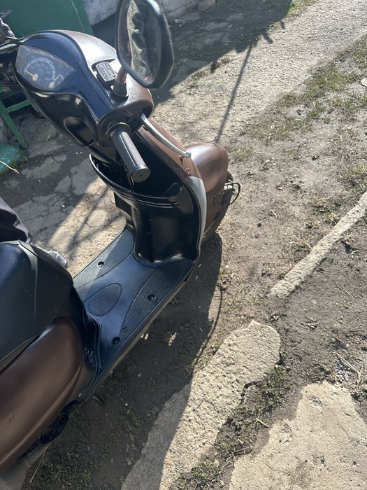 Мопед на реєстрації