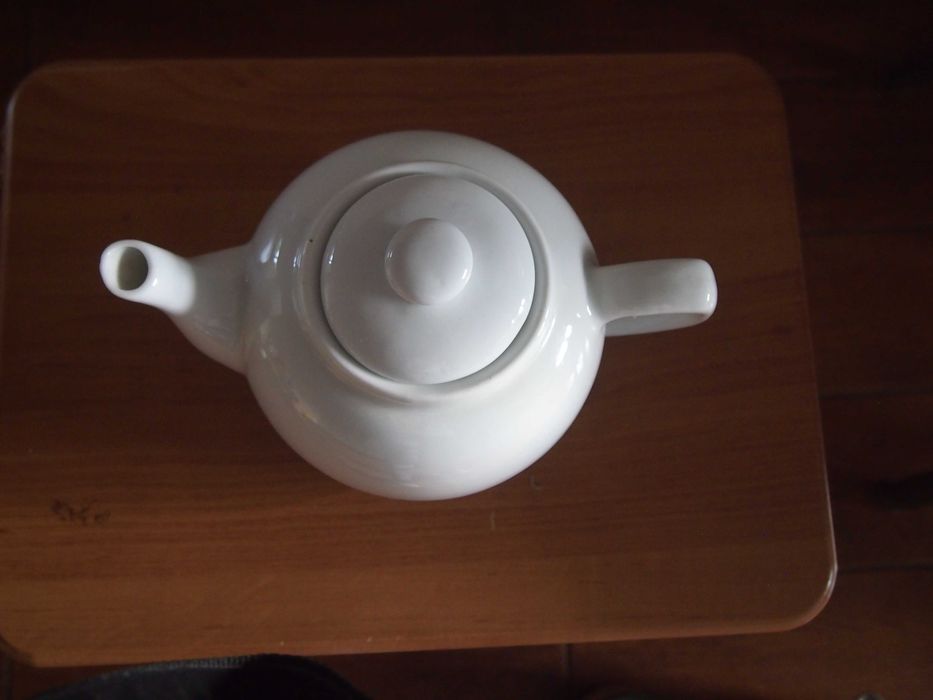 Dzbanek ceramiczny do herbaty