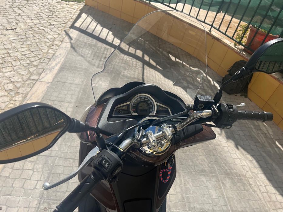 Mota Honda GIVI 125